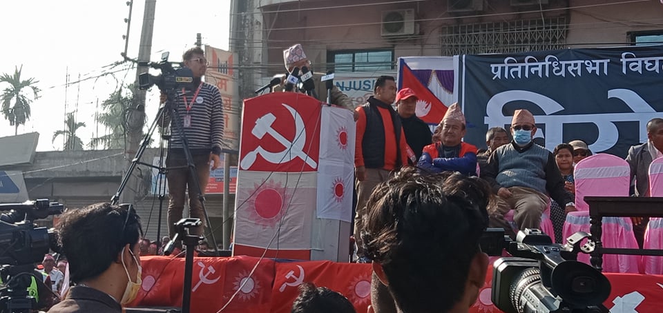 निर्वाचन आयोगले ओलीको सिङ-जुरो भाँचिदियो : माधव नेपाल